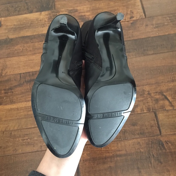 Tall Black Heeled Boots - Picture 4 of 8